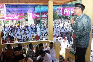 Wako Riza Falepi Dan Ribuan Jamaah Hadiri Wirid Silaturahim image-89